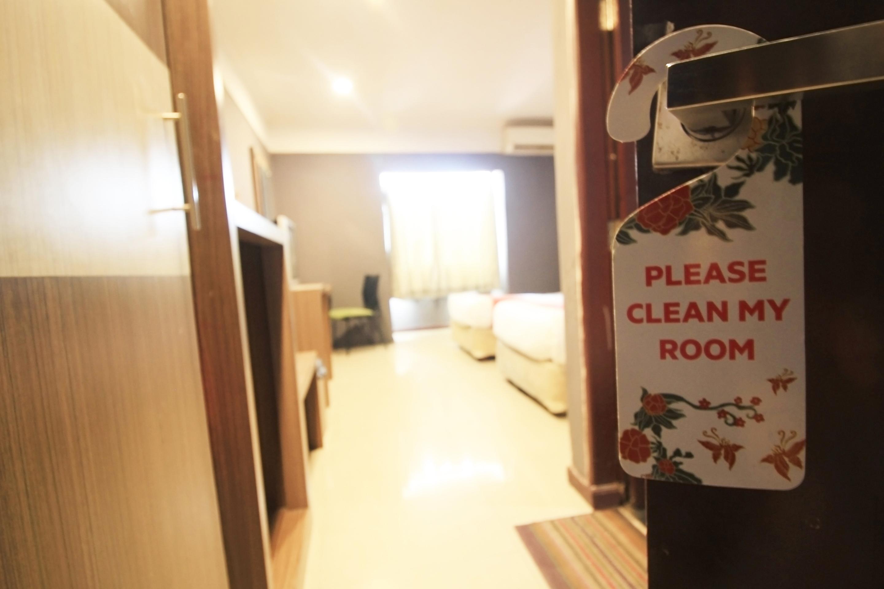 Oyo 1367 Damon Butik Hotel Pekanbaru Bagian luar foto