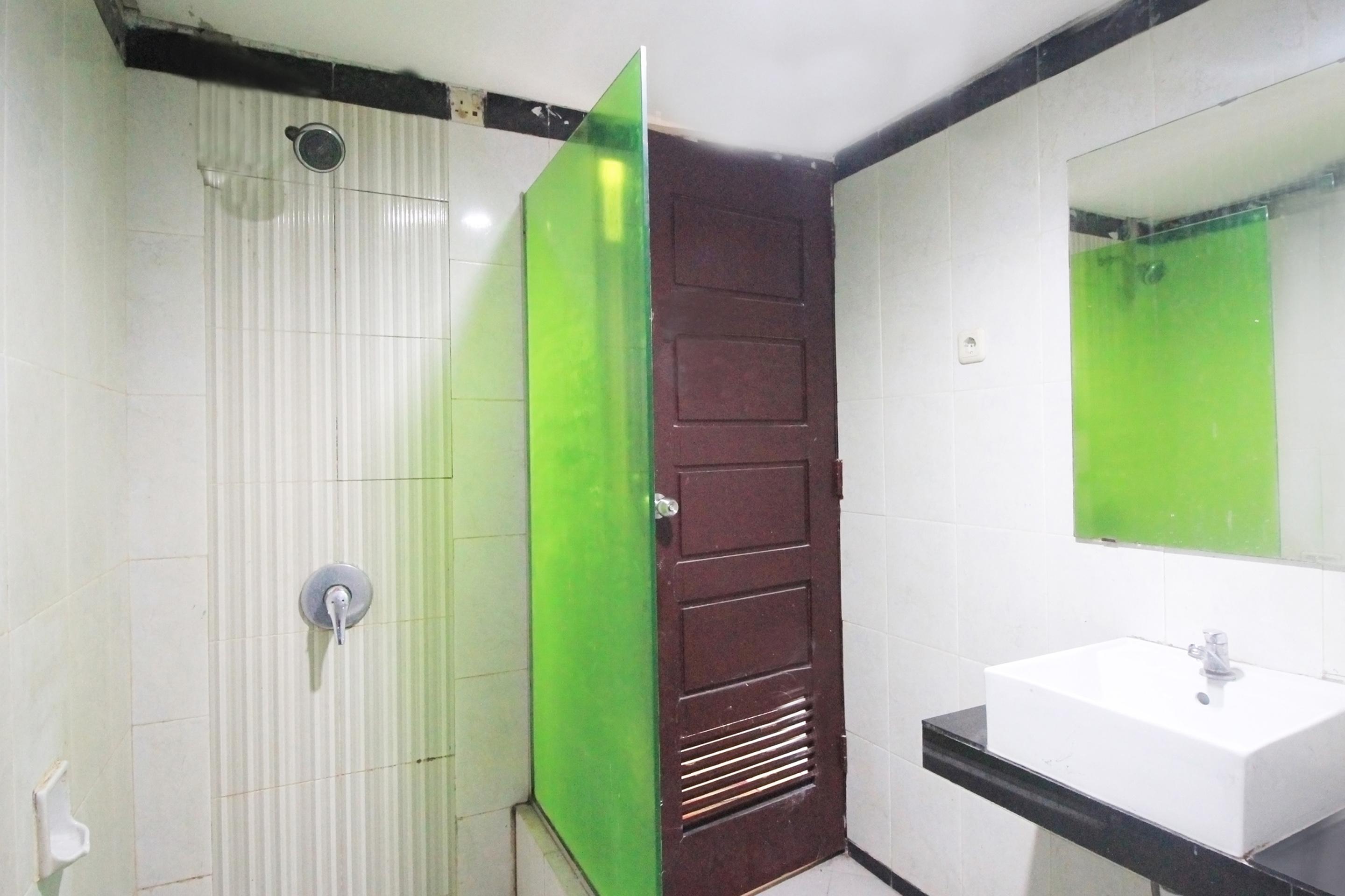 Oyo 1367 Damon Butik Hotel Pekanbaru Bagian luar foto